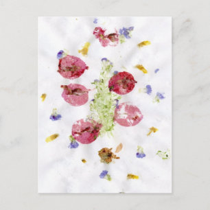Smashed flowers craft, bougie red and green postcard