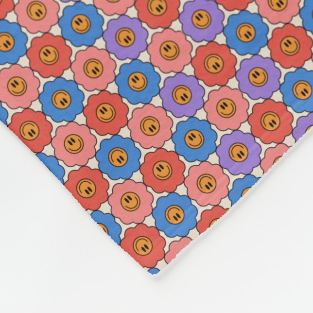Smile Flowers Fleece Blanket (Corner)