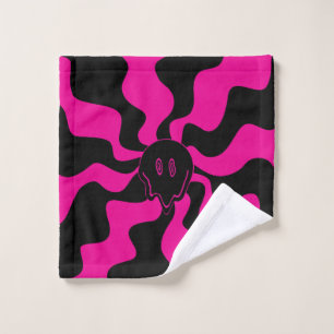 Smile Melt - Magenta and Black Bath Towel Set
