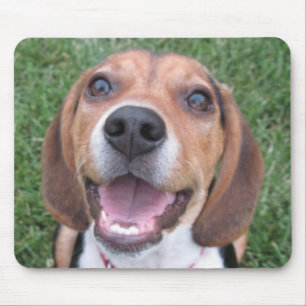Smiling Beagle Mouse Pad