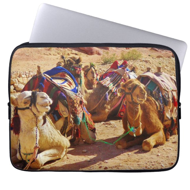 Smiling Camels Laptop Sleeve (Front)