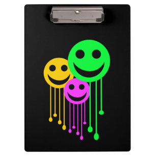 Smiling faces clipboard