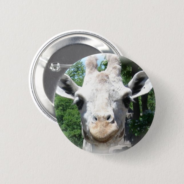 Smiling Giraffe 6 Cm Round Badge (Front & Back)
