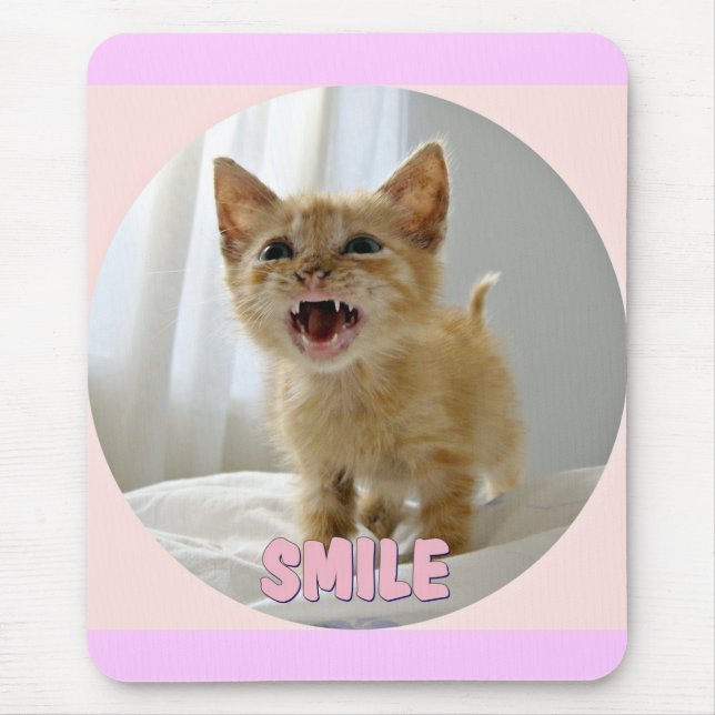 Smiling kitten mouse pad (Front)