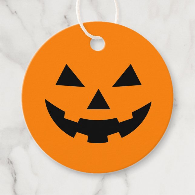 Smiling Pumpkin Face Round Gift Tags (Front)