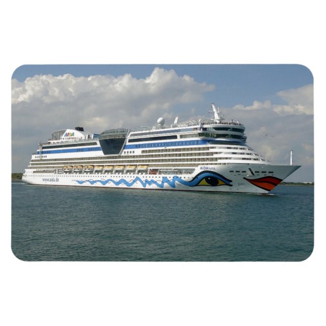 Smiling Ship Magnet (Horizontal)