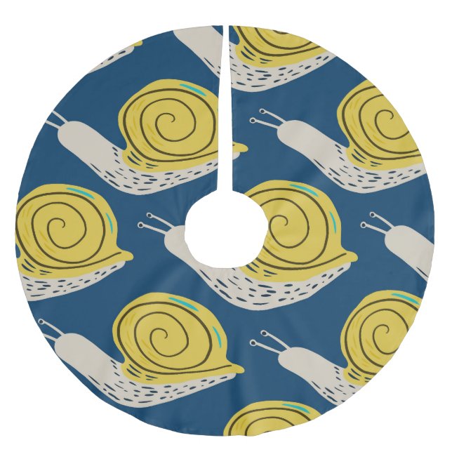 Snails silhouettes: yellow, pink pattern. brushed polyester tree skirt (Front)