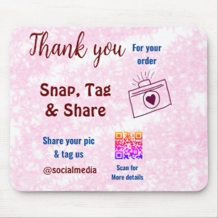 Snap tag share social media q r code glitter pink mouse pad