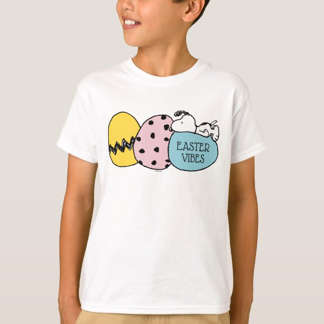 Snoopy - Happy Easter T-Shirt (Front)