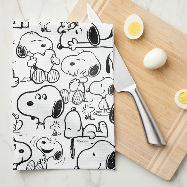 Snoopy Smile Giggle Laugh Pattern Tea Towel (Quarter Fold)