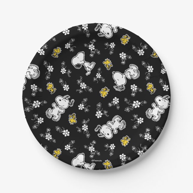 Snoopy & Woodstock Fun & Flowers Paper Plate (Front)