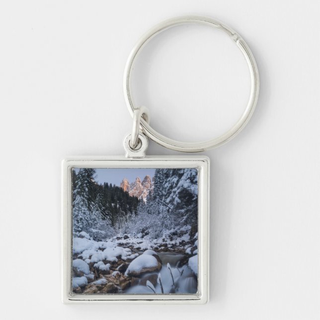 Snow-covered Geisler Mountain Range Key Ring (Front)