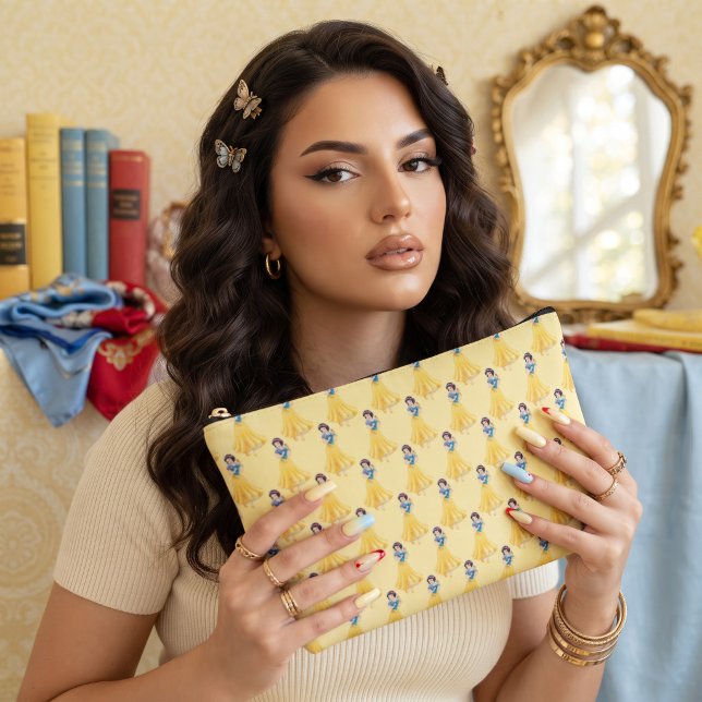 Snow White Accessory Pouch (Creator Uploaded)