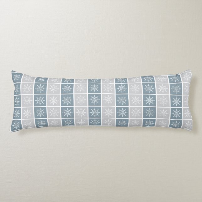Snowflake Pattern pillow (Front)