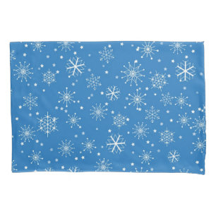 Snowflake pattern pillowcase