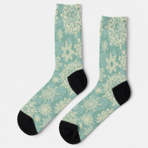 Snowflake pattern socks