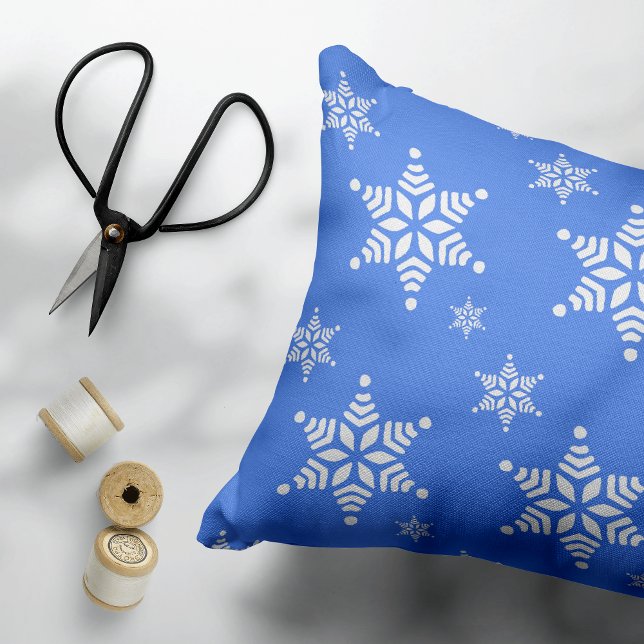 Snowflake Pattern, White Snowflakes, Snow, Blue Decorative Cushion (Creator Uploaded)