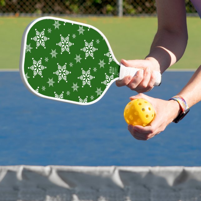Snowflake Pattern, White Snowflakes, Snow, Green Pickleball Paddle (Insitu)