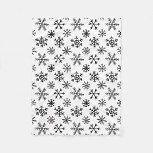 Snowflakes Black and White Pattern Fleece Blanket
