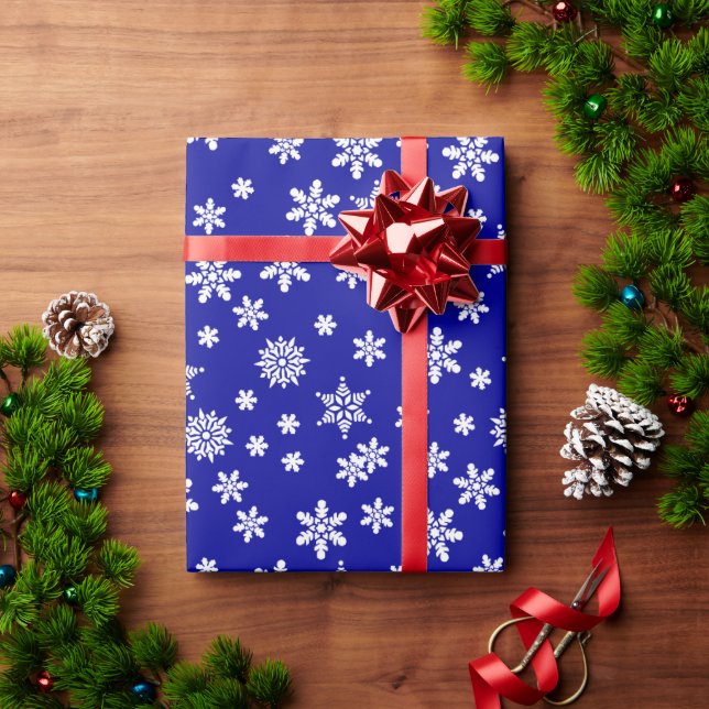 Snowflakes Christmas Wrapping Paper (Holiday Gift)