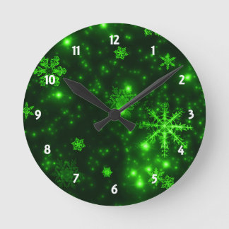Snowflakes with Green Background Round Clock