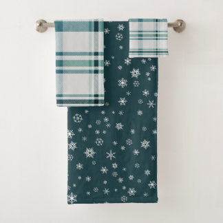 Snowy Holiday Bath Towel Set