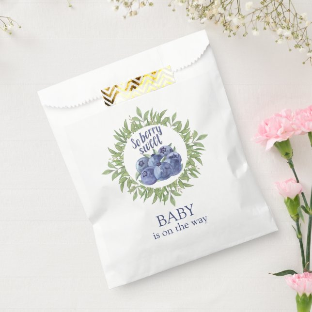 So berry sweet baby is on the way favour bags (Sealed)