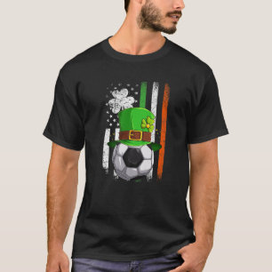 Soccer Retro USA Flag Shamrock Leprechaun St Patri T-Shirt