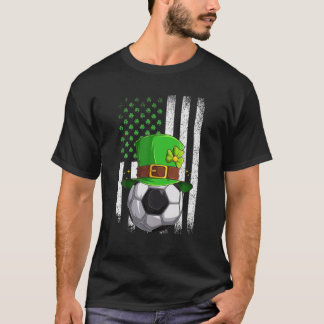 Soccer Retro USA Flag Shamrock Leprechaun St Patri T-Shirt