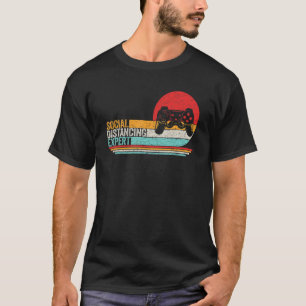 Social Distancing Expert Gaming Retro Vintage Vide T-Shirt