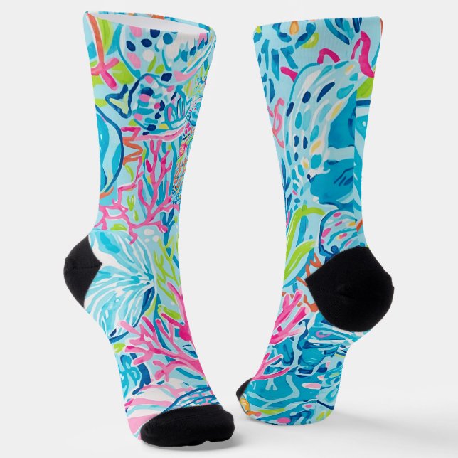 Socks in stylish graphic (Angled)