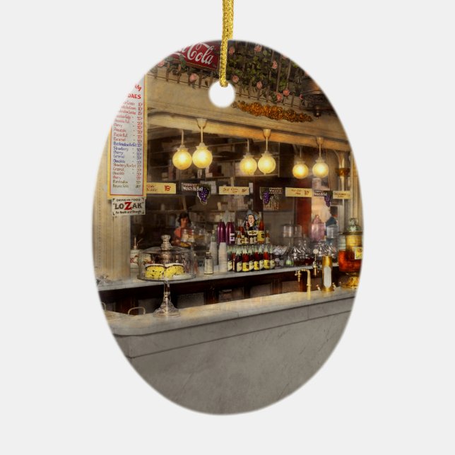 Soda - We serve Lozak 1920 Ceramic Tree Decoration (Front)