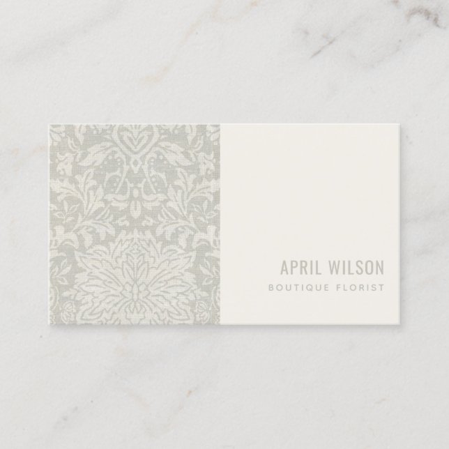 SOFT SUBTLE GREY WHITE DAMASK FLORAL PATTERN BUSINESS CARD (Front)