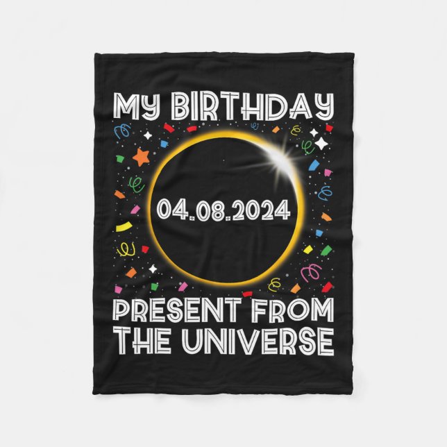 Solar Eclipse 2024 Birthday Present 4.8.24 Totalit Fleece Blanket (Front)