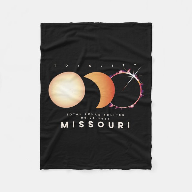 Solar Eclipse 2024 Missouri Total Eclipse Astronom Fleece Blanket (Front)