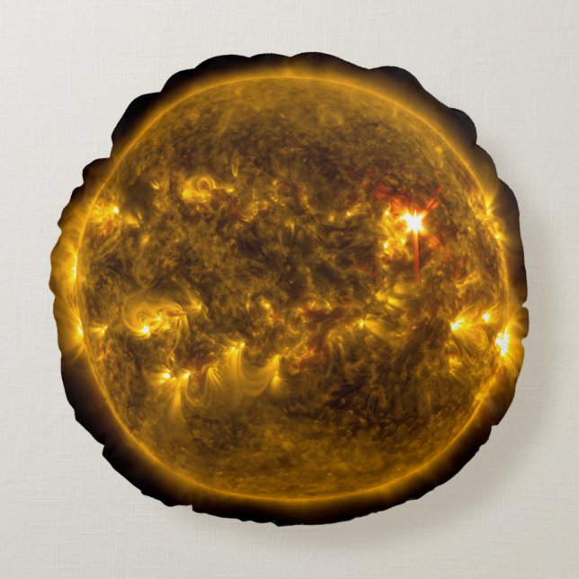 Solar Flares on the Sun Globe Round Round Cushion (Front)