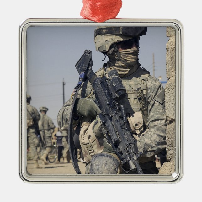 Soldier armed with a MK-48 Metal Tree Decoration (Front)