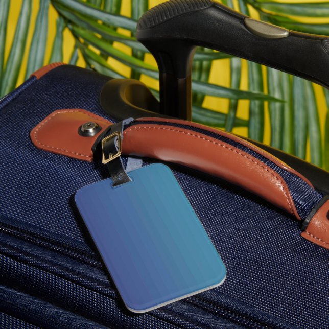 Solid Colour American Luggage Tag (Front Insitu 1)