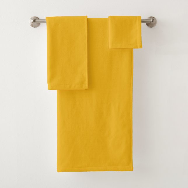 Solid sunflower amber yellow bath towel set (Insitu)