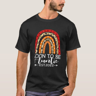 Soon To Be Auntie Est 2022 Funny Mother's Day Rain T-Shirt
