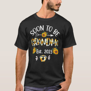 Soon To Be Grandma 2023 Sunflower Mother's Day T-Shirt