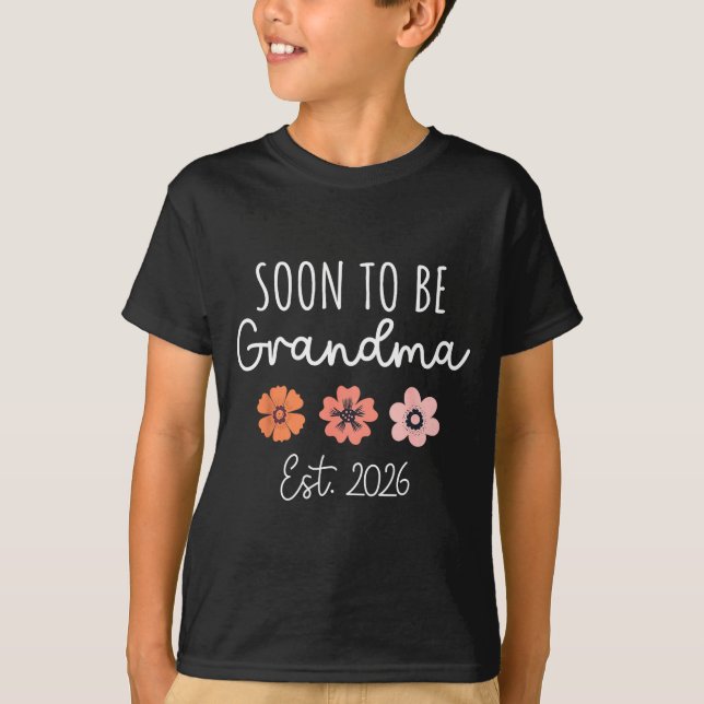 Soon To Be Grandma 2026 Pregnancy Announcement Gra T-Shirt (Front)