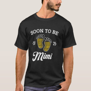 Soon To Be Mimi Est 2025 Loading Baby Footprint T-Shirt
