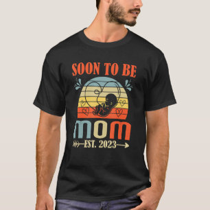 Soon To Be Mum 2023 Women Pregnancy Announcement T-Shirt