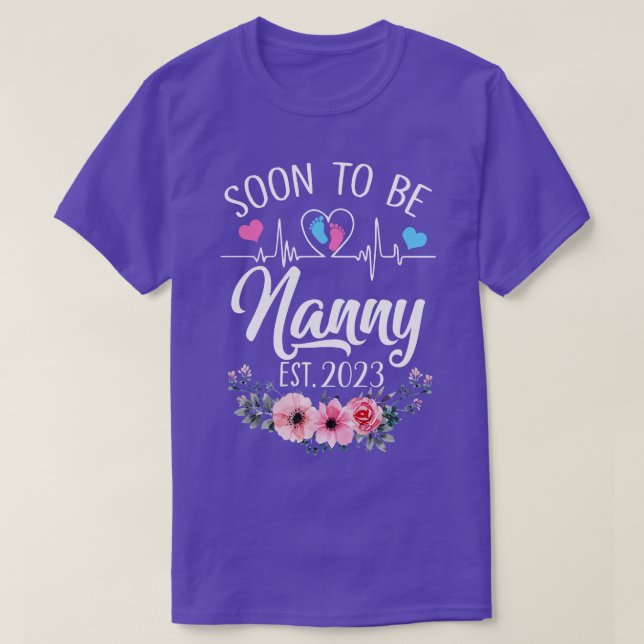 Soon To Be Nanny Est 2023 Floral Pregnancy Announc T-Shirt (Design Front)