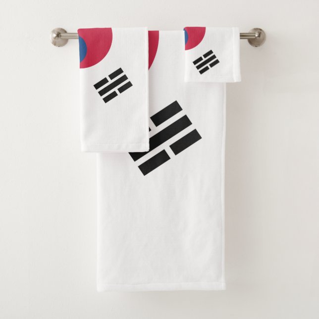 South Korean flag Bath Towel Set (Insitu)
