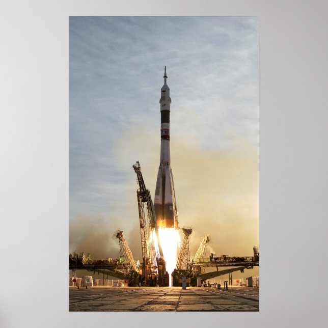 Soyuz TMA-5 launch Poster Spaceship (Front)