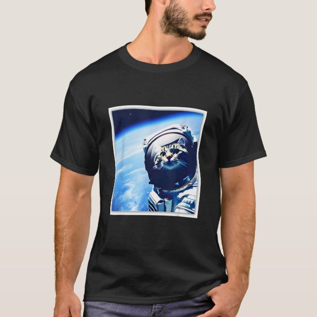 space astronaut cat T-Shirt (Front)