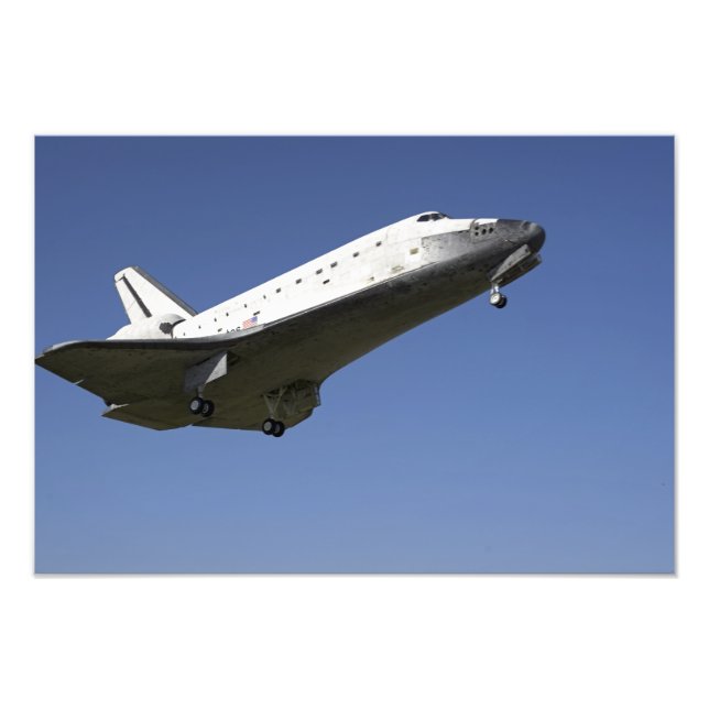 Space shuttle Atlantis approaching Runway 33 2 Photo Print (Front)