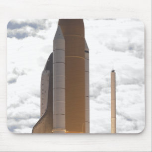 Space Shuttle Atlantis lifts off 16 Mouse Pad
